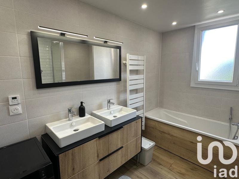 Maison - 103 m² - 5 pièces