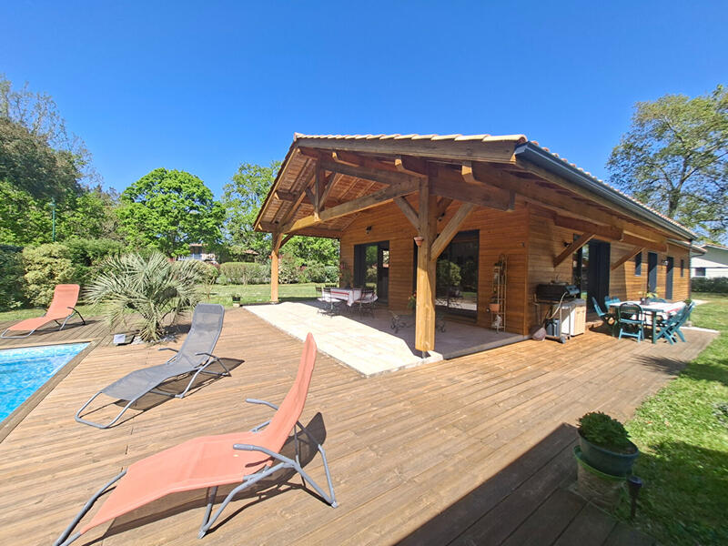 Maison - 113 m² - 6 pièces