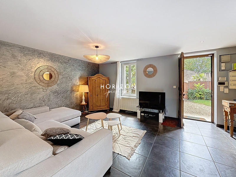 Maison - 183 m² - 6 pièces