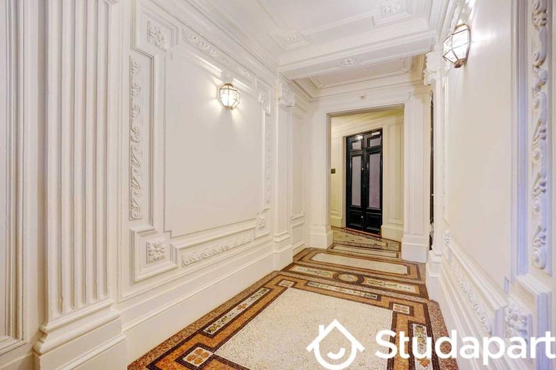 Appartement - 70 m² - 1 pièce