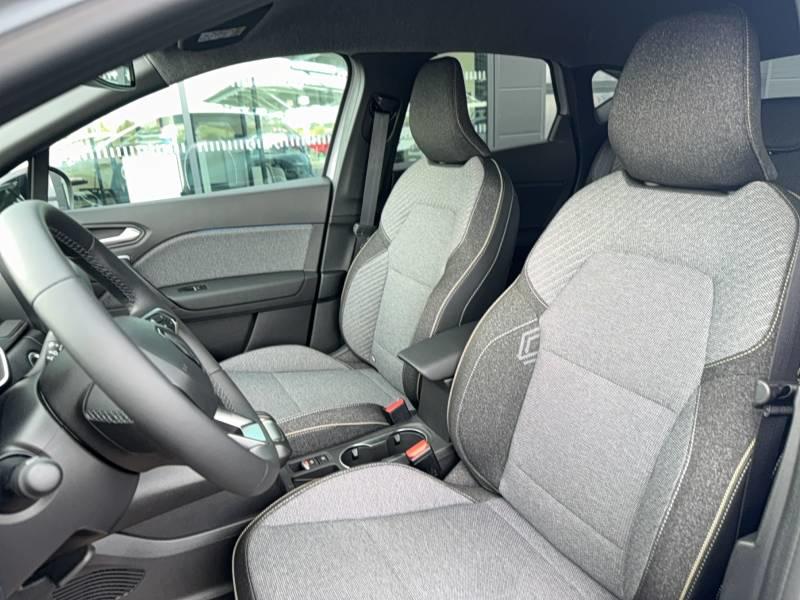 Renault Captur E-Tech full hybrid 145 ch Techno