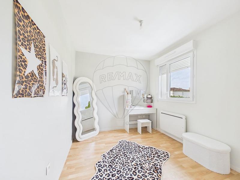 Maison - 97 m² - 4 pièces