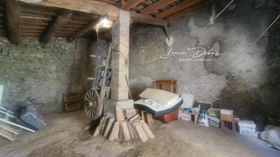 Grange - 100 m² - 2 pièces