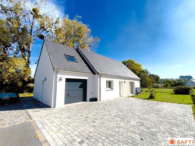 Maison - 80 m² - 4 pièces