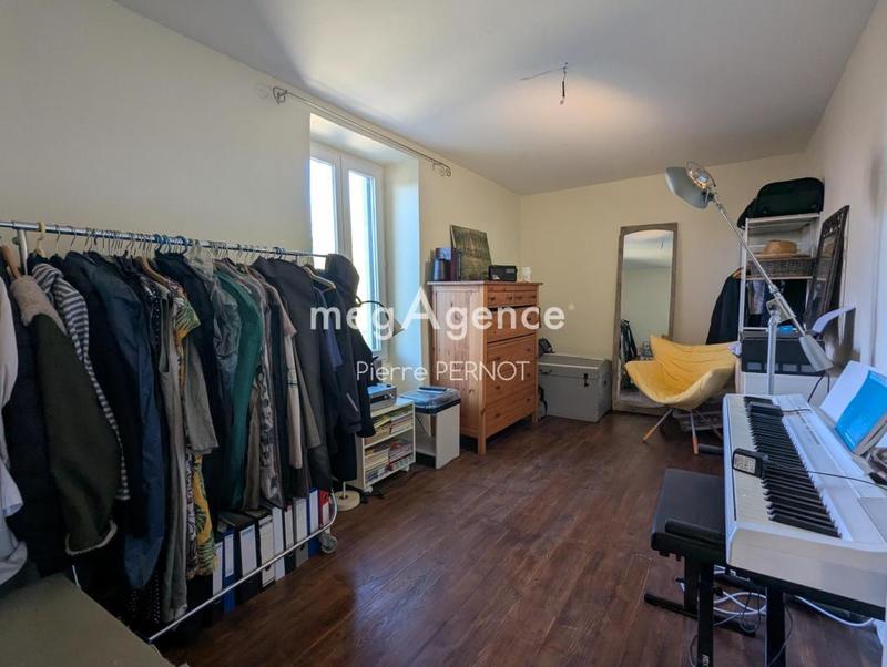 Maison en pierre - 144 m² - 4 pièces