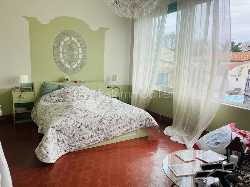 Demeure - 200 m² - 7 pièces