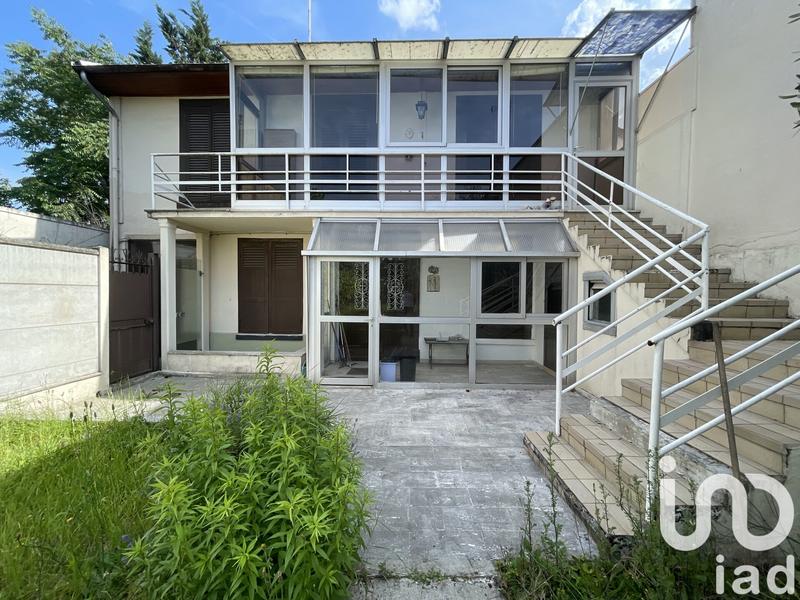 Maison - 93 m² - 4 pièces