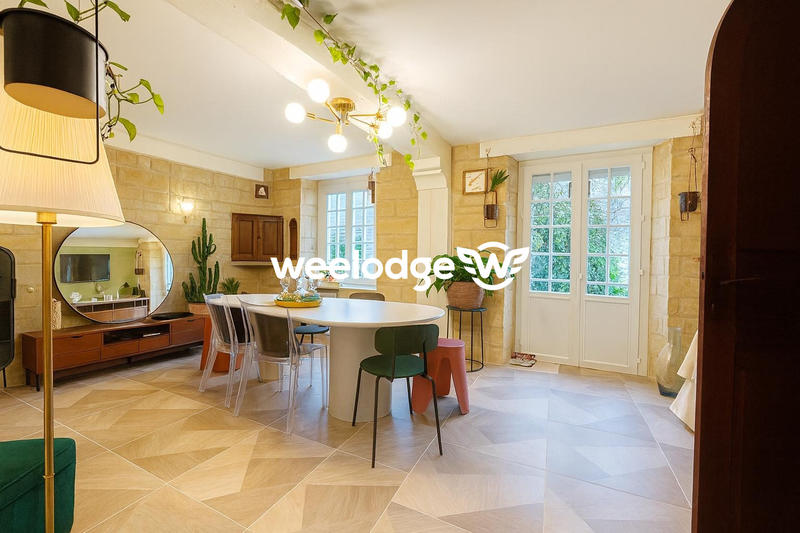 Maison - 90 m² - 5 pièces