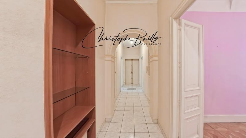 Appartement bourgeois - 158 m² - 4 pièces