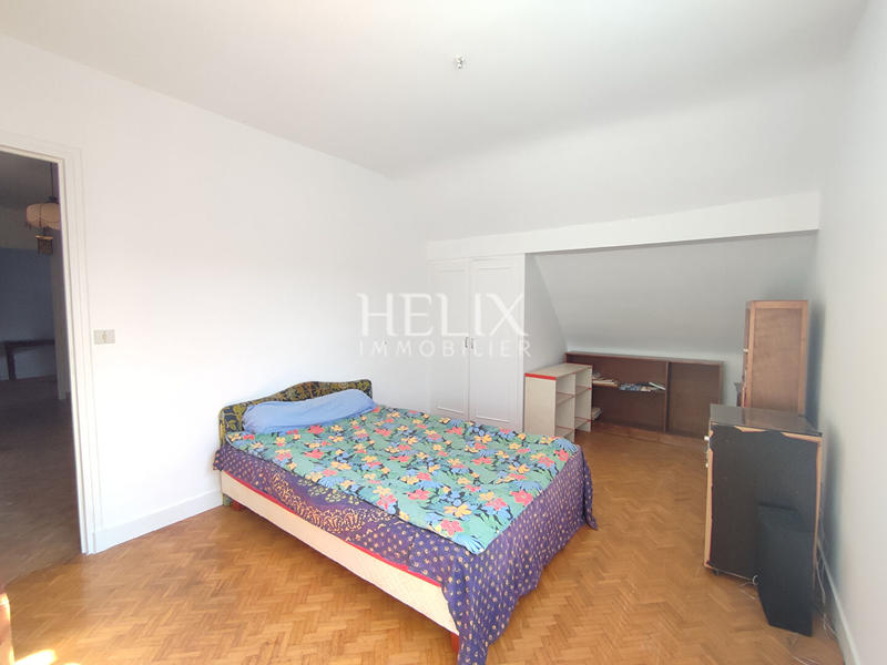 Maison - 130 m² - 7 pièces