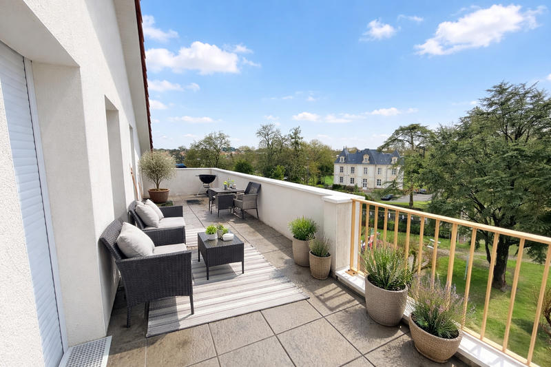 Appartement - 94 m² - 4 pièces