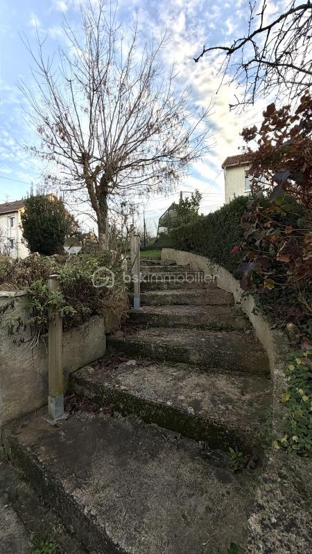 Maison - 149 m² - 6 pièces