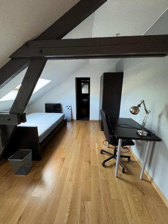 Chambre - 15 m² - 1 pièce