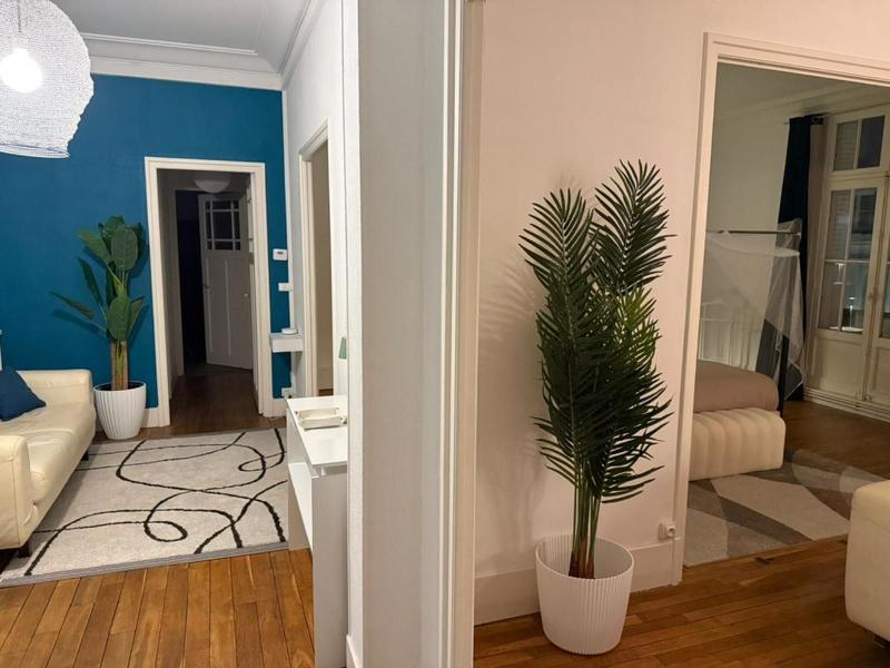 Appartement - 114 m² - 2 pièces