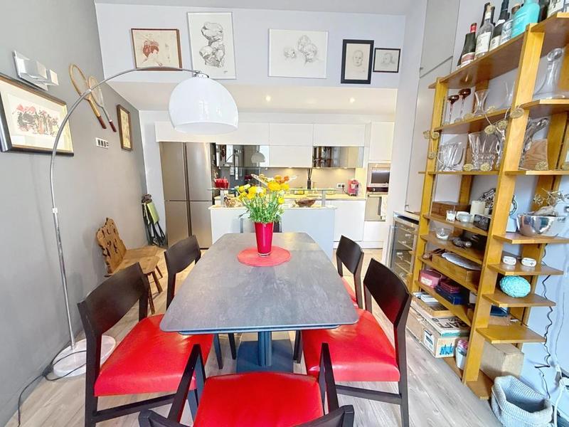 Appartement - 95 m² - 3 pièces