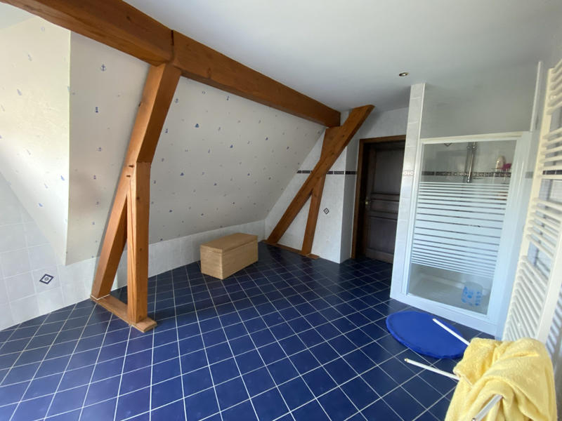 Maison - 380 m² - 8 pièces