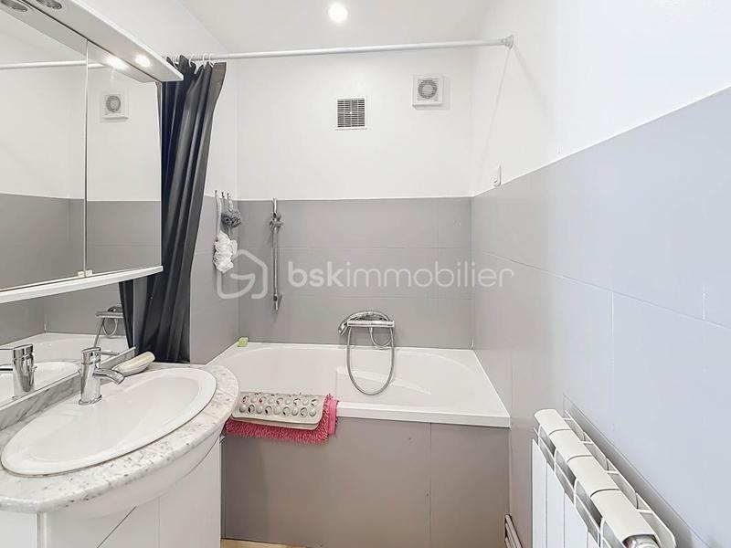 Maison - 138 m² - 6 pièces