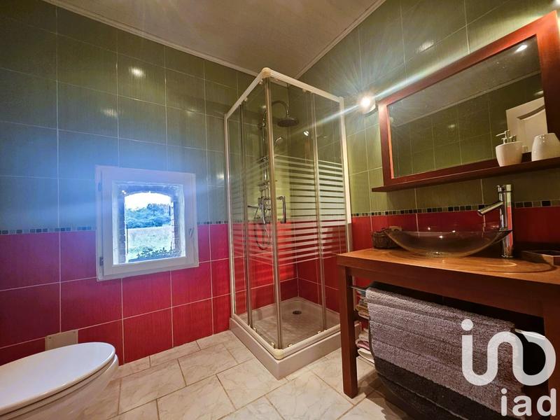 Maison - 263 m² - 9 pièces