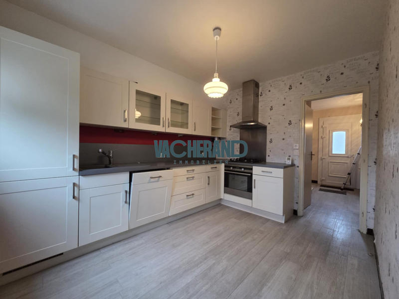 Maison - 82 m² - 4 pièces