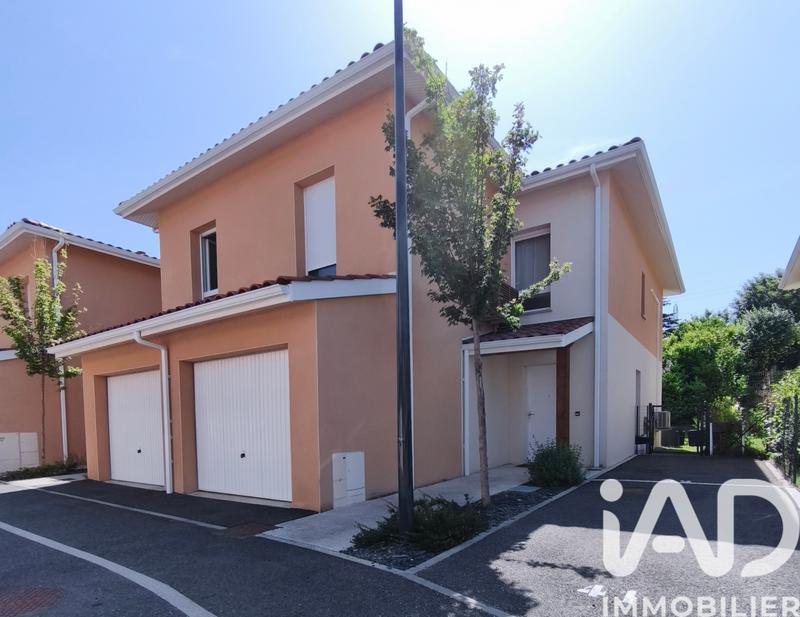Maison - 87 m² - 4 pièces