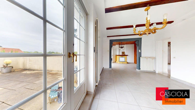 Appartement - 130 m² - 5 pièces