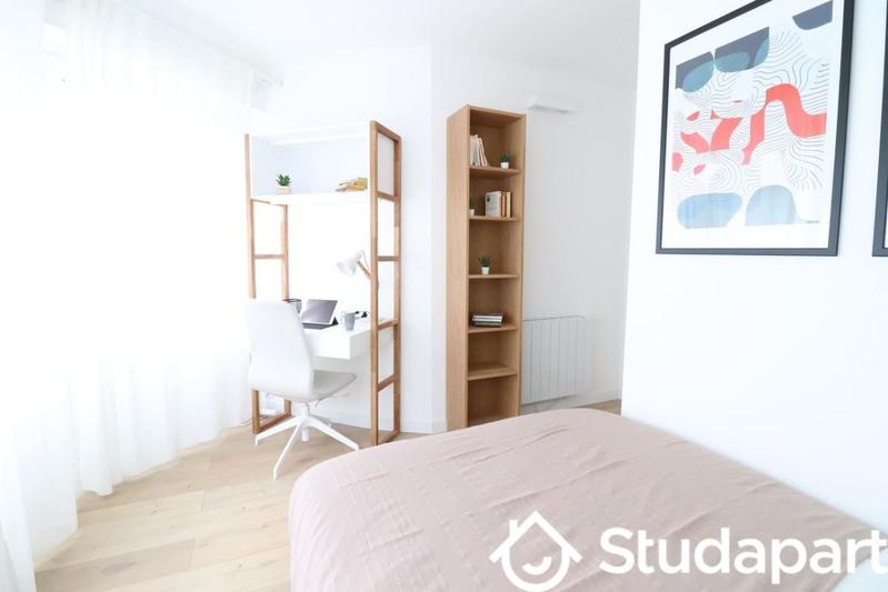 Chambre - 10 m² - 1 pièce