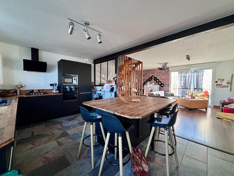 Maison - 88 m² - 4 pièces