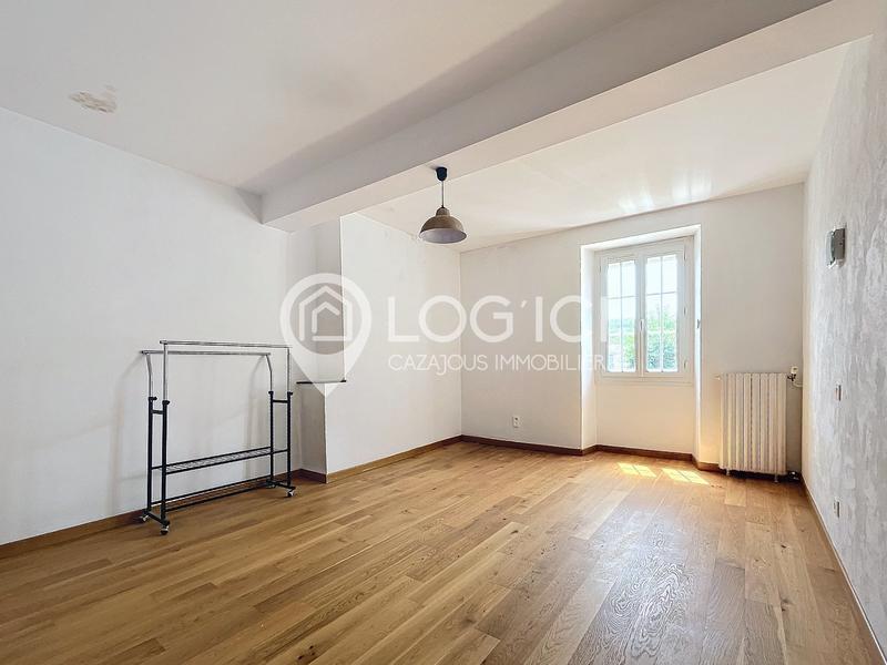 Maison - 244 m² - 7 pièces