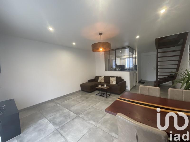 Maison - 95 m² - 5 pièces