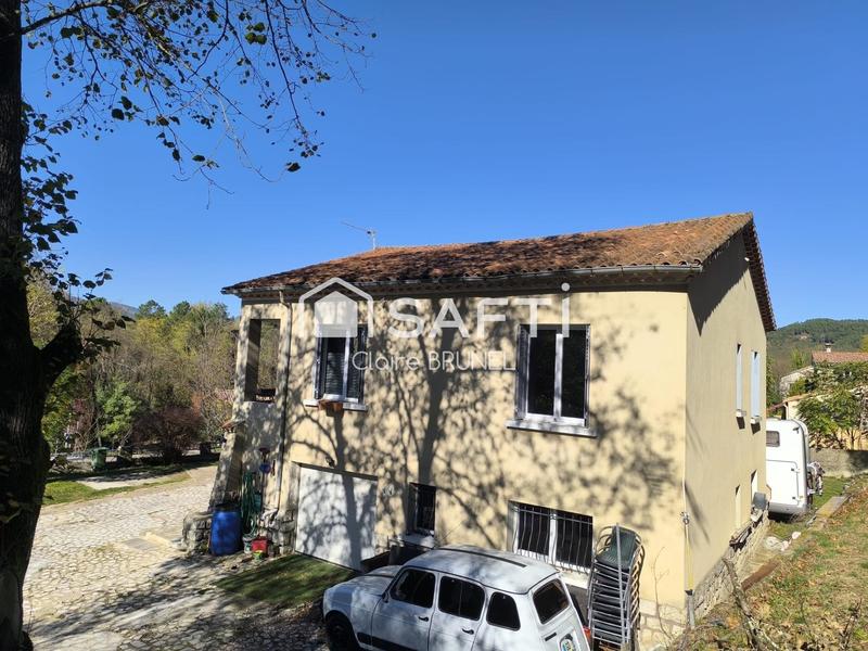 Maison - 95 m² - 4 pièces