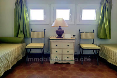 Maison - 83 m² - 5 pièces