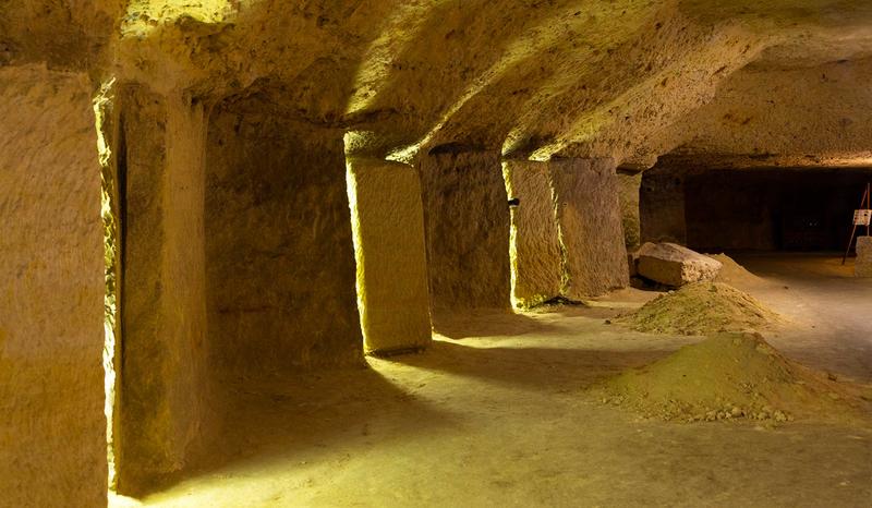 Visite guidée à vélo : Tours vers les Grandes Caves St-Roch