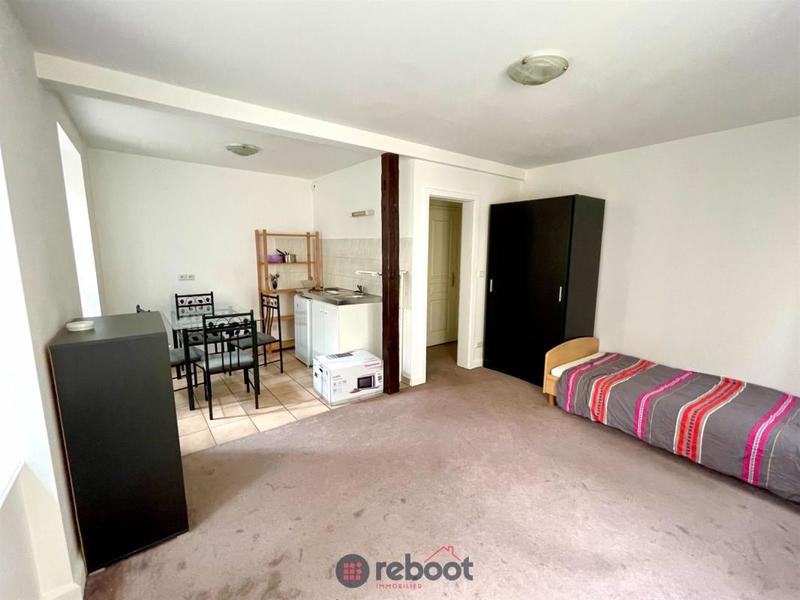 Studio - 28 m² - 1 pièce