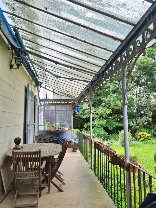 Maison - 283 m² - 11 pièces