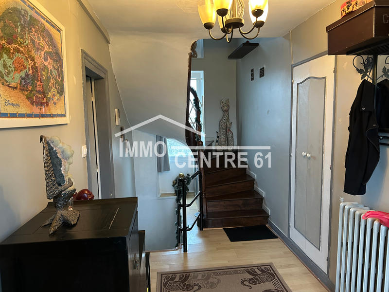 Maison - 185 m² - 6 pièces