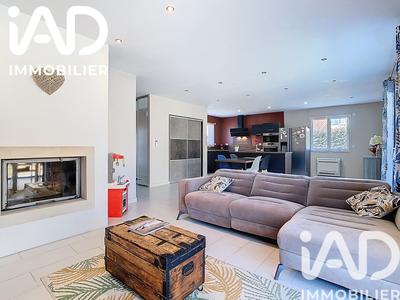 Maison - 106 m² - 5 pièces