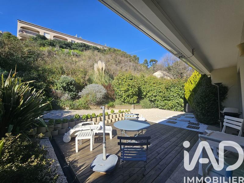 Appartement - 108 m² - 3 pièces