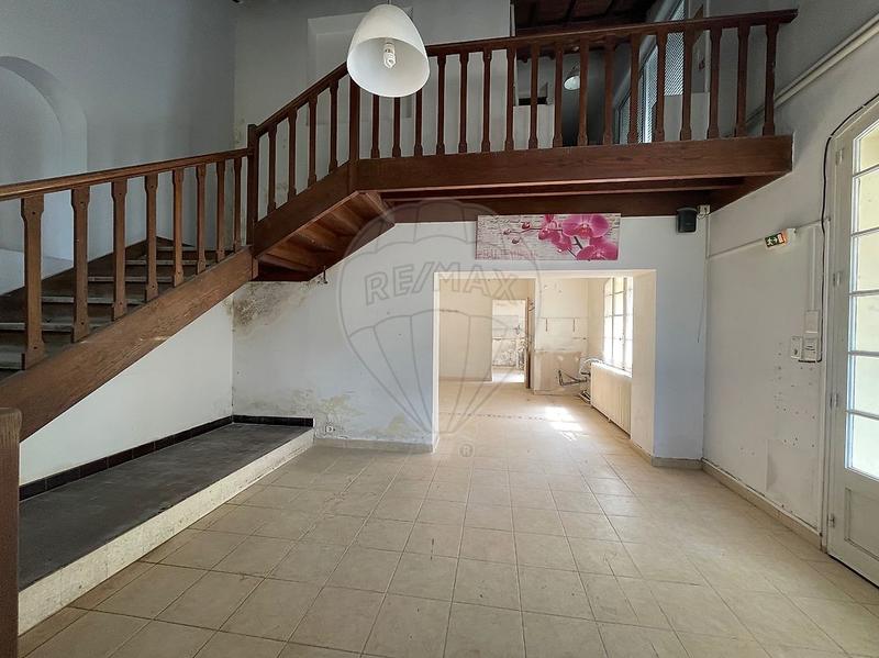 Bureau - 250 m² - 6 pièces