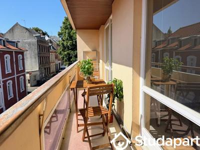 Chambre - 11 m² - 1 pièce