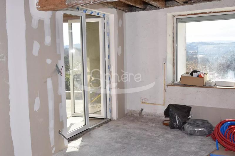 Maison - 248 m² - 10 pièces