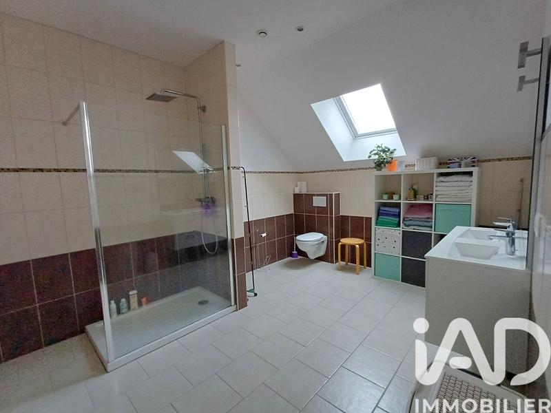 Maison - 135 m² - 6 pièces