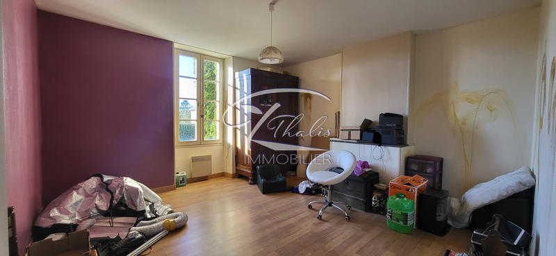 Maison ancienne - 260 m² - 10 pièces