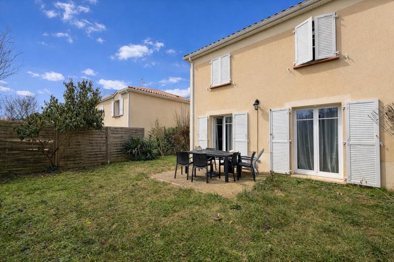 Maison - 90 m² - 4 pièces
