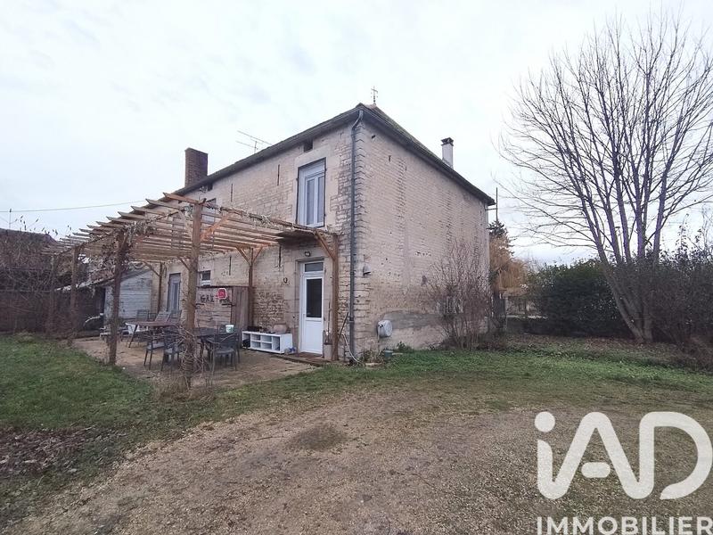 Maison - 193 m² - 6 pièces