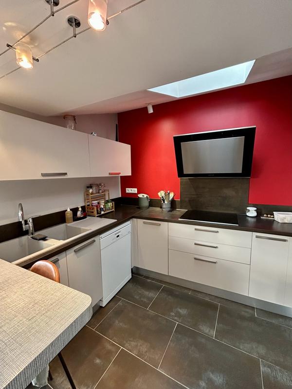 Maison - 143 m² - 7 pièces