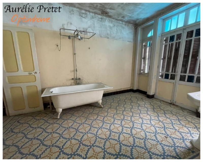 Maison ancienne - 200 m² - 9 pièces