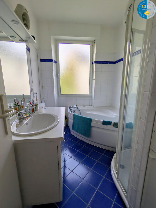 Maison - 179 m² - 7 pièces