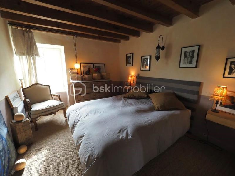 Maison de village - 105 m² - 4 pièces