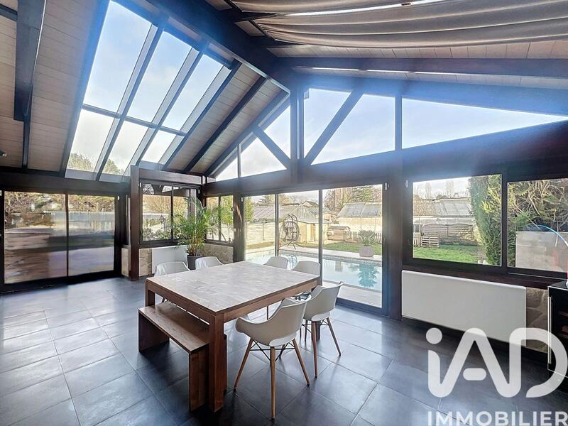 Maison - 157 m² - 7 pièces