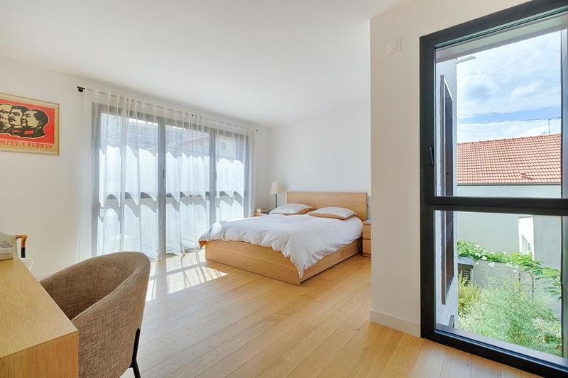 Maison d'architecte - 283 m² - 8 pièces